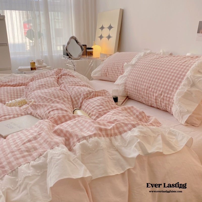 Candy Lace Gingham Ruffle Bedding Set / Pink