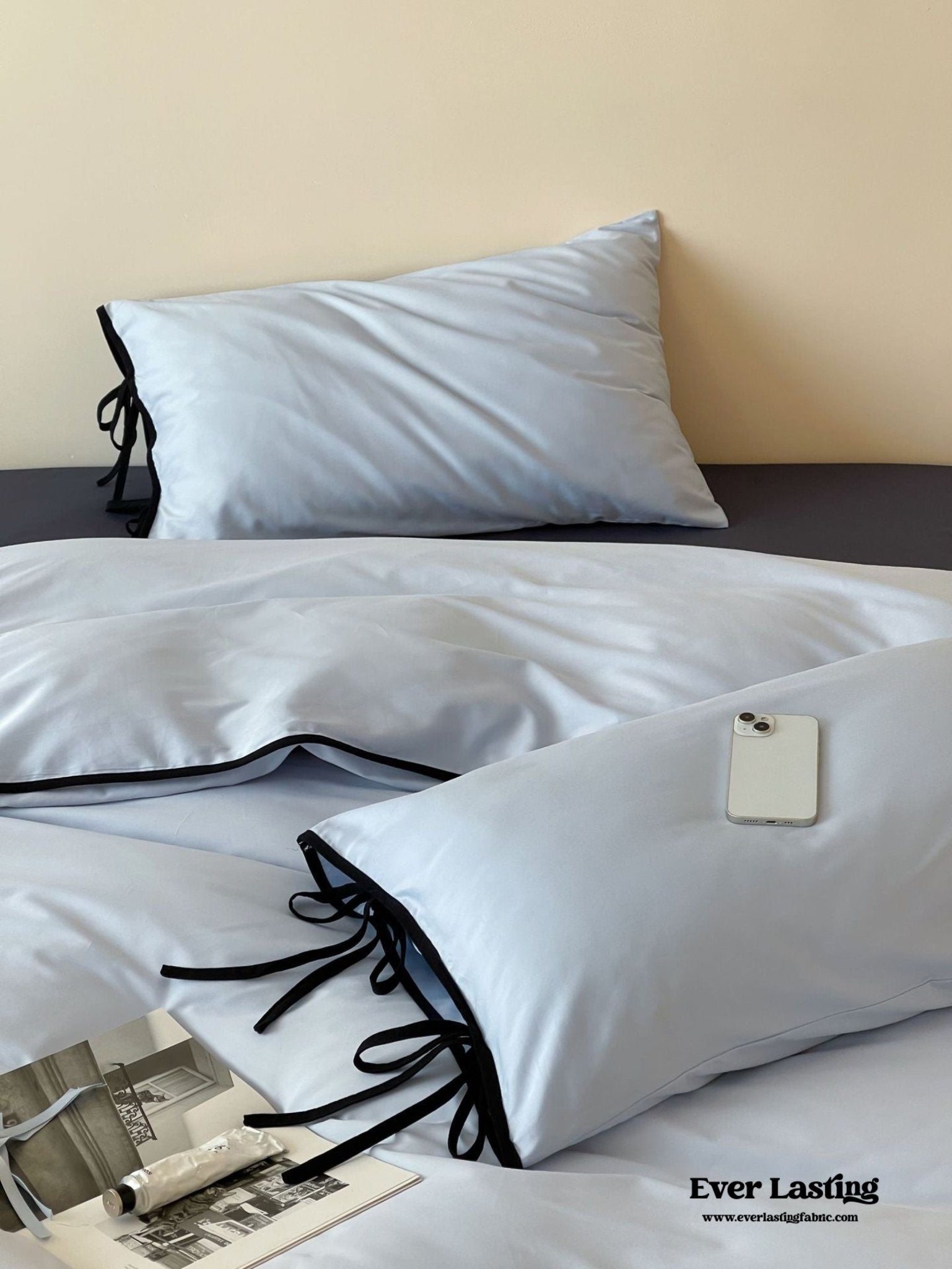 Chloe Minimalist Solid Tie Cotton Bedding Set / Green with Yellow Ties - Ever Lasting