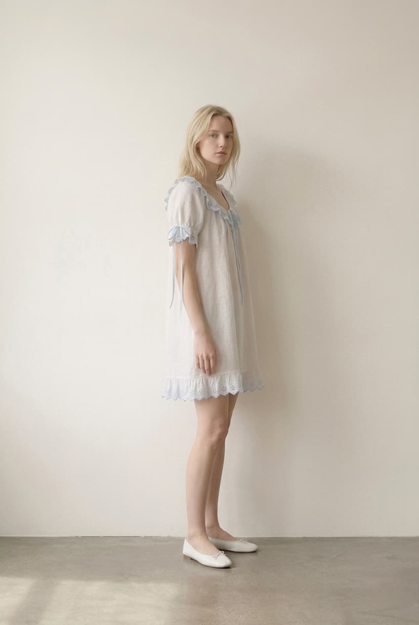 Cloudberry Ruffle Short-Sleeved Nightgown / White