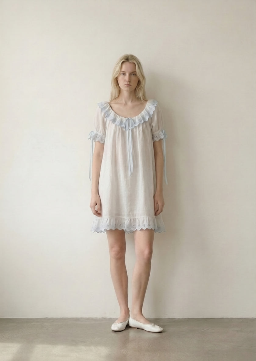 Cloudberry Ruffle Short-Sleeved Nightgown / White