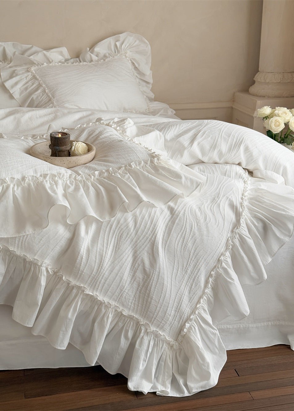  - Ever Lasting - Clover Jacquard Ruffle Lace Bedding Bundle - Bedding Set - Ever Lasting