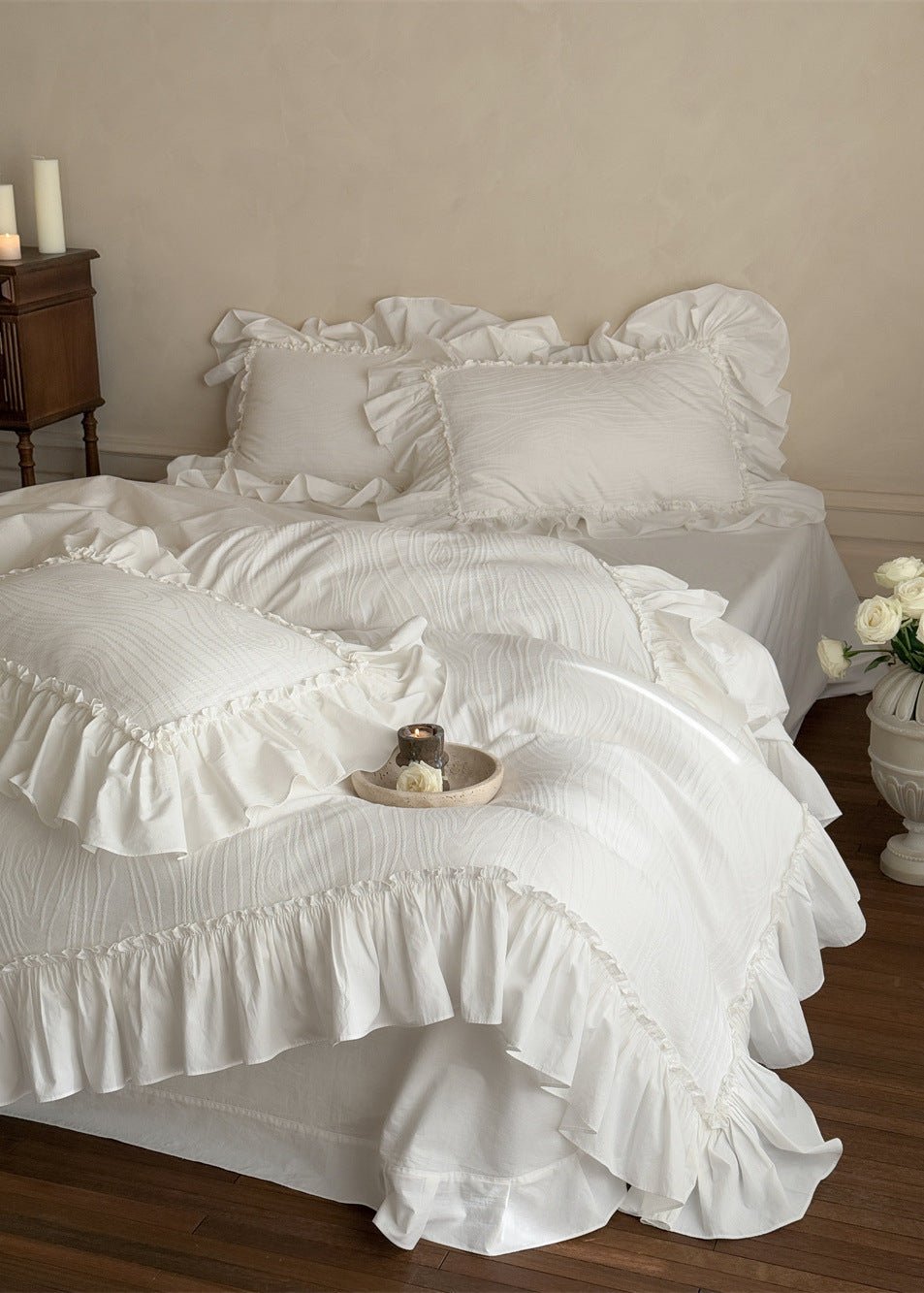  - Ever Lasting - Clover Jacquard Ruffle Lace Bedding Bundle - Bedding Set - Ever Lasting