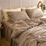 Coquette Ruffle Bedding Set With Ties / Brown