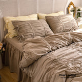 Coquette Ruffle Bedding Set With Ties / White