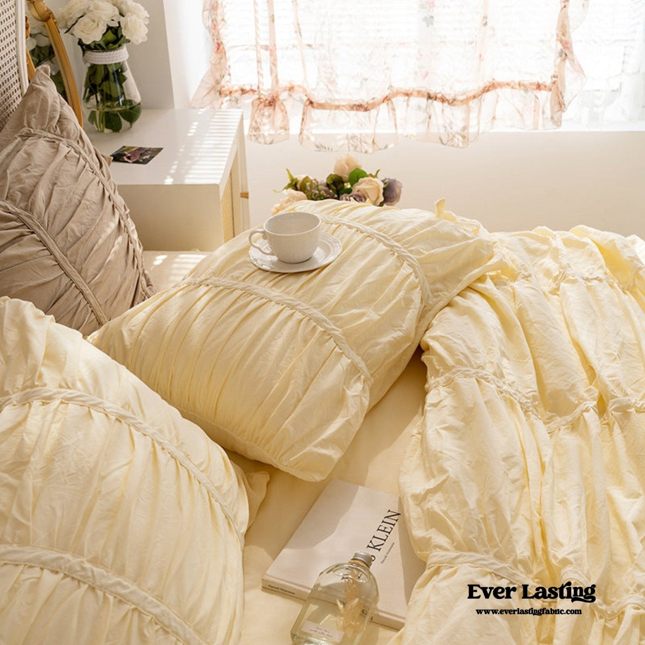 Coquette Ruffle Ribbon Ties Duvet Cover / White - Ever Lasting