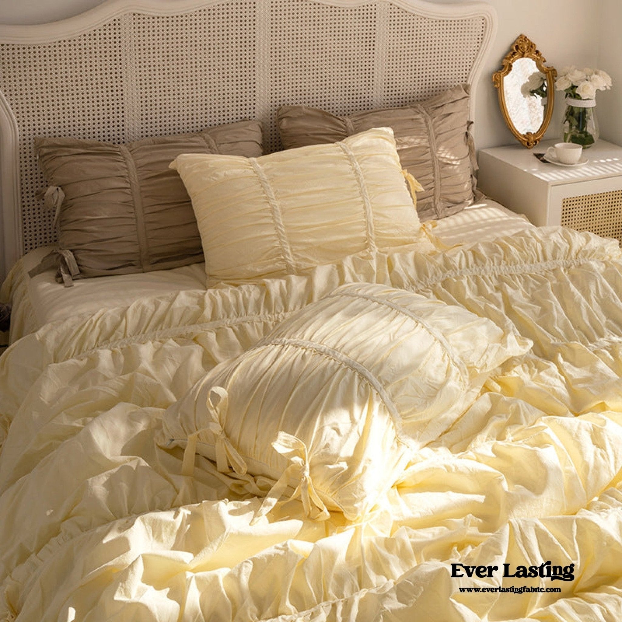 Coquette Ruffle Ribbon Ties Duvet Cover / White - Ever Lasting