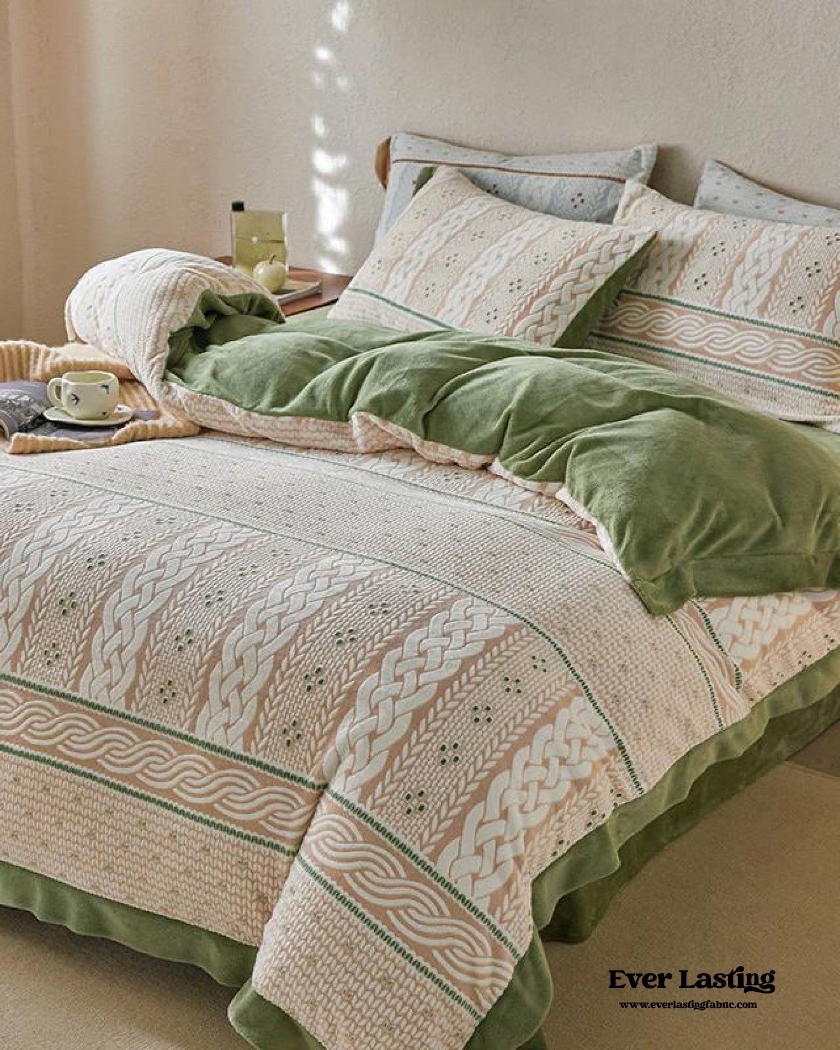 Cottage Braided Button Velvet Bedding Set / Cream - Ever Lasting