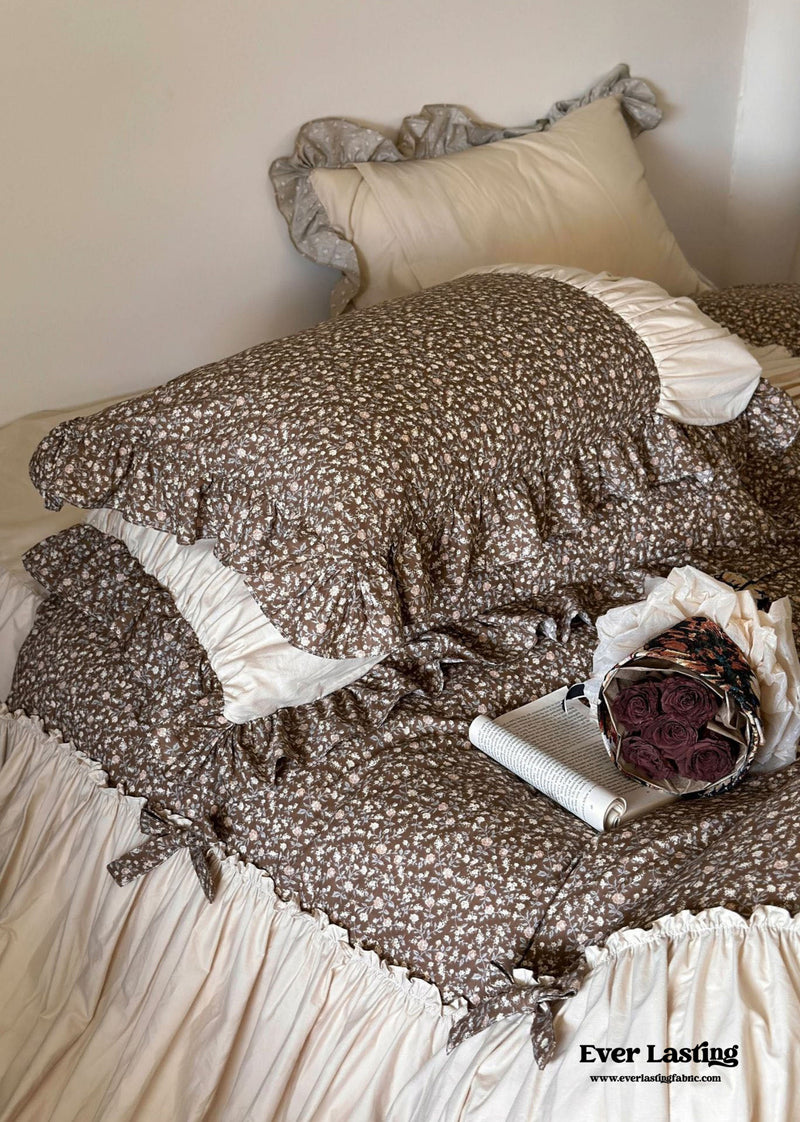 Cottage Floral Sweet Ruffle Bedding Set / Brown Beige