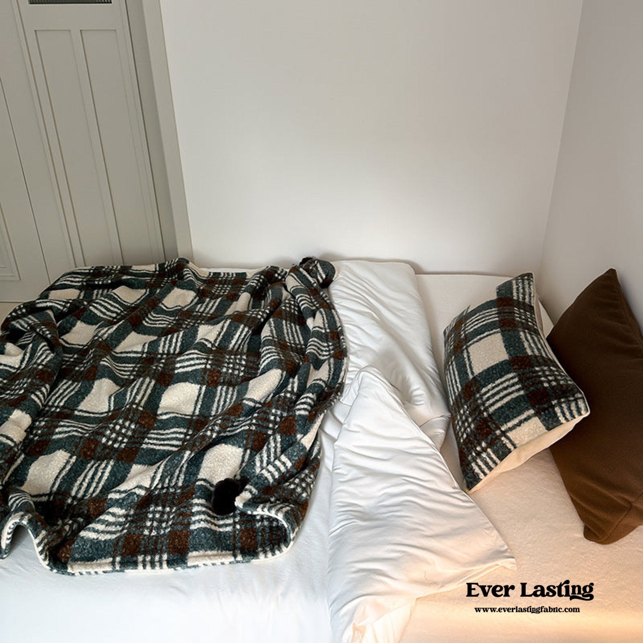Cozy Plaid Wool Throw Blanket / Green - Ever Lasting