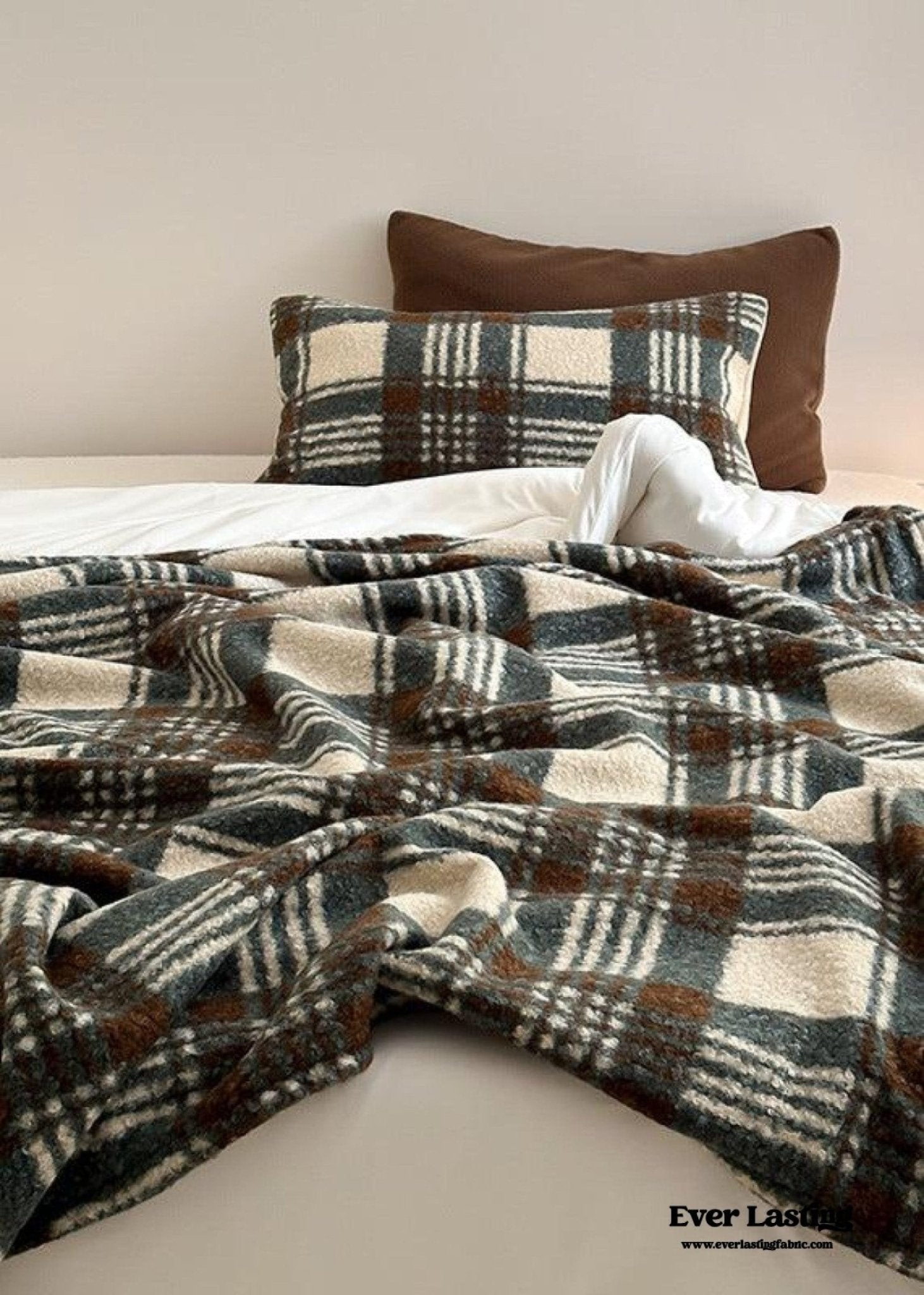 Cozy Plaid Wool Throw Blanket / Red - Ever Lasting