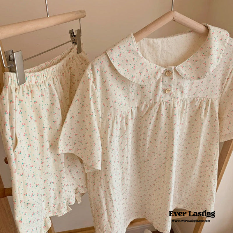 Cream Floral Short Sleeves And Pajama Set Pajamas