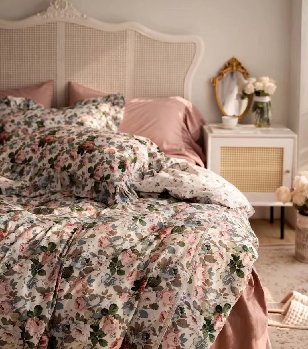  - Ever Lasting - Dark Garden Floral Bedding Set / Beige Mix - Bedding Set - Ever Lasting