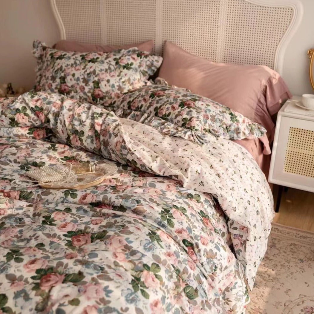  - Ever Lasting - Dark Garden Floral Bedding Set / Beige Mix - Bedding Set - Ever Lasting