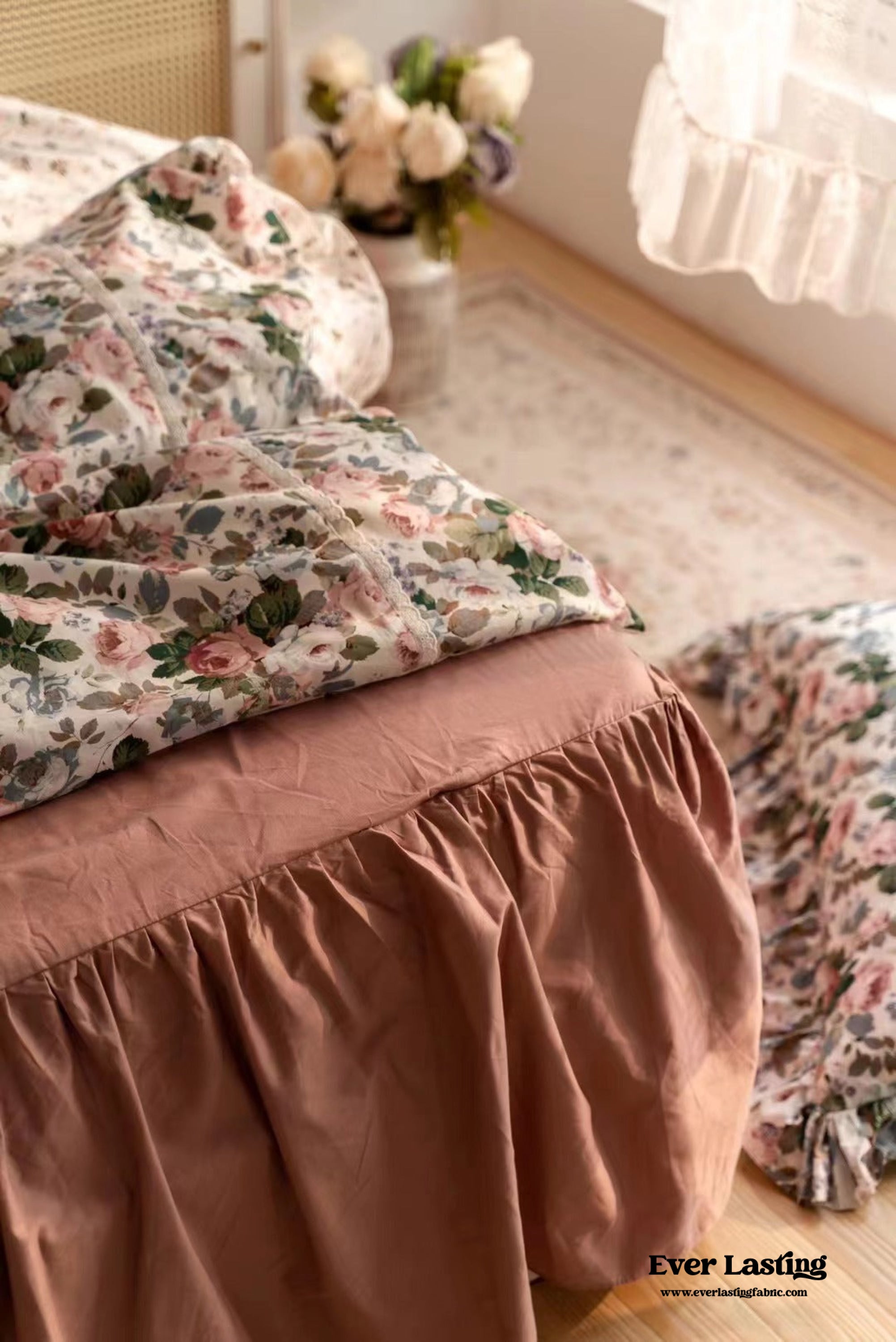 Floral duvet cover and outlets skirt