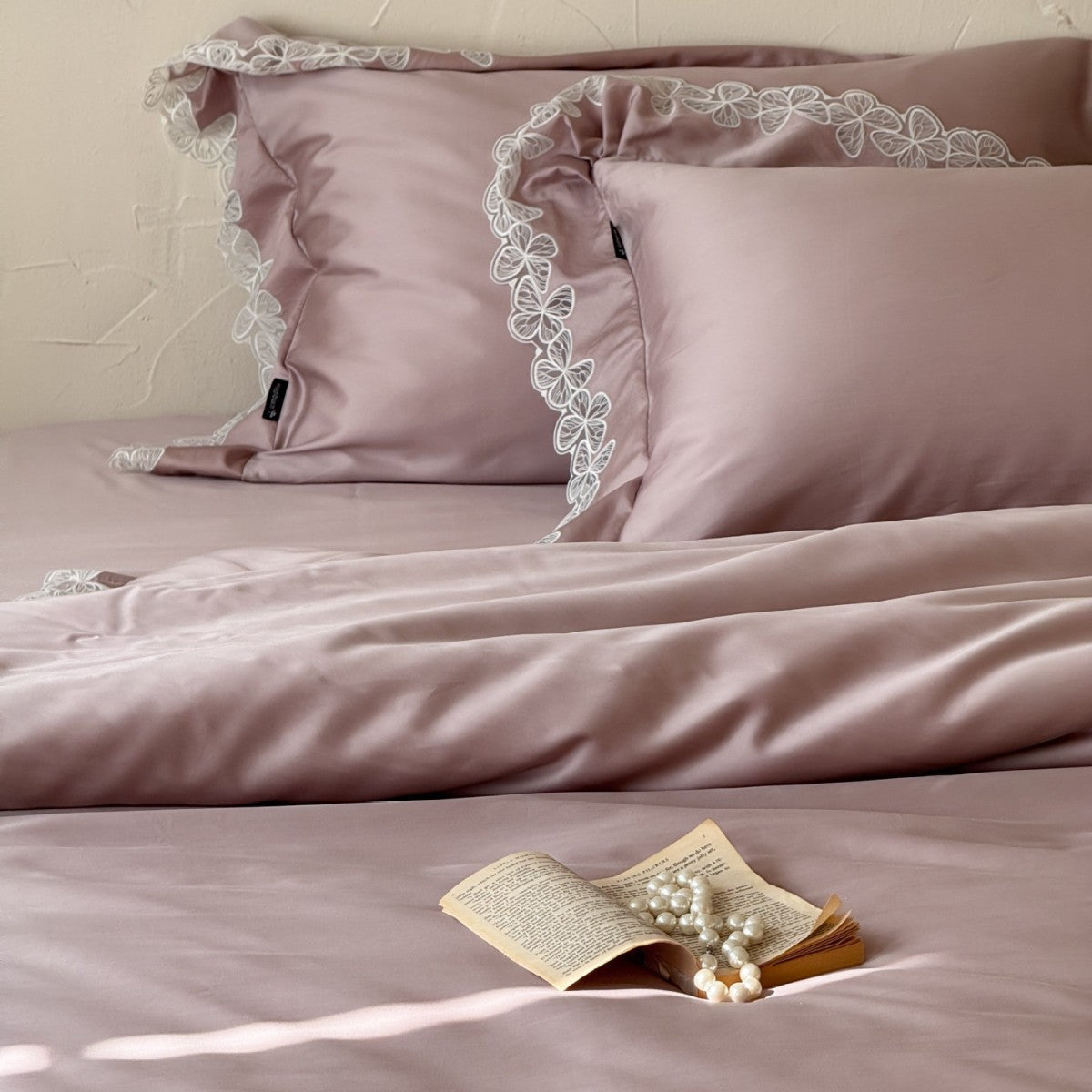  - Ever Lasting - Delaney TENCEL™ Ruffle Lace Bedding Set / Beige - Bedding Set - Ever Lasting