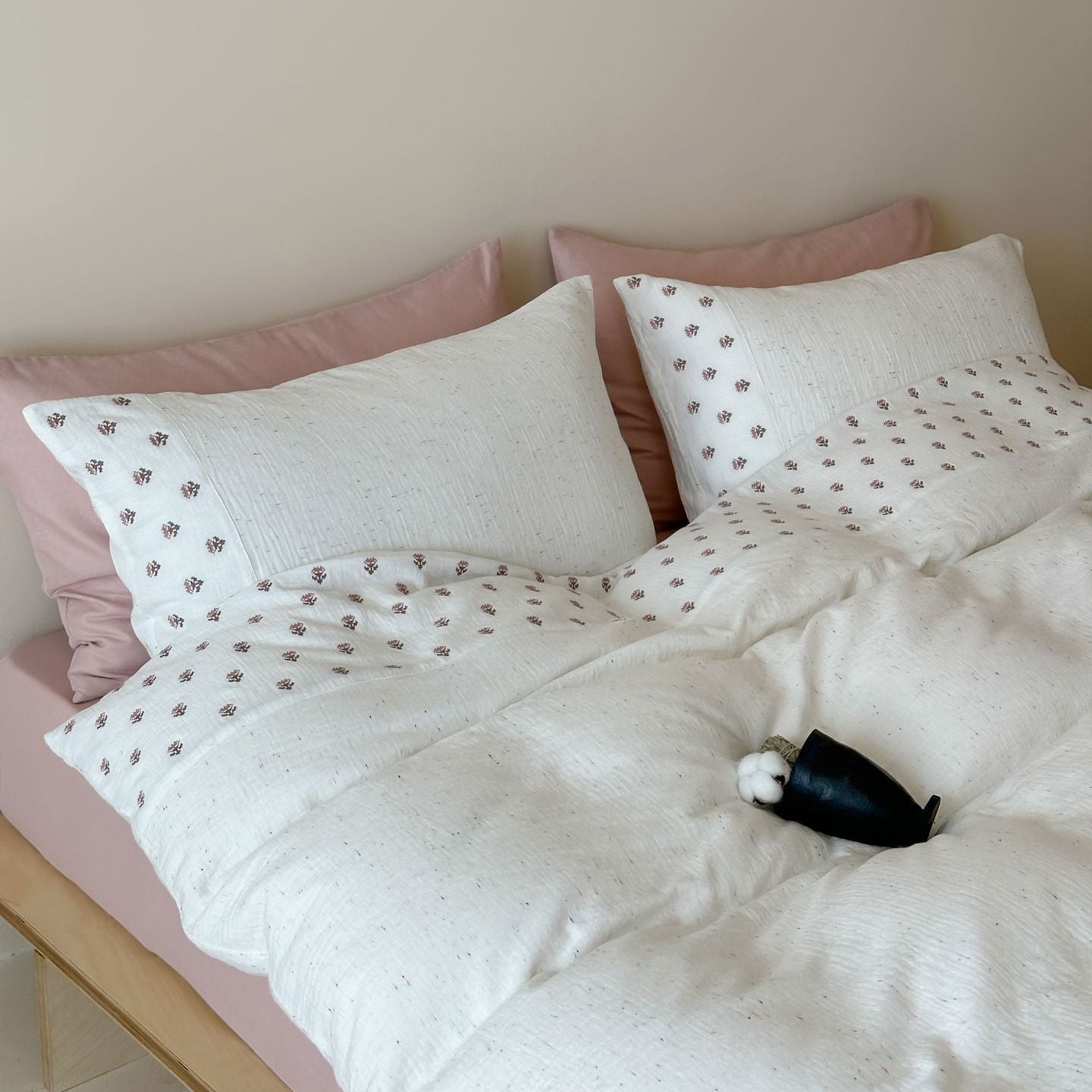 Delilah Floral Double Gauze Bedding Bundle - Ever Lasting