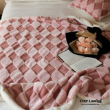 Diamond Fleece Blanket / Pink Blankets