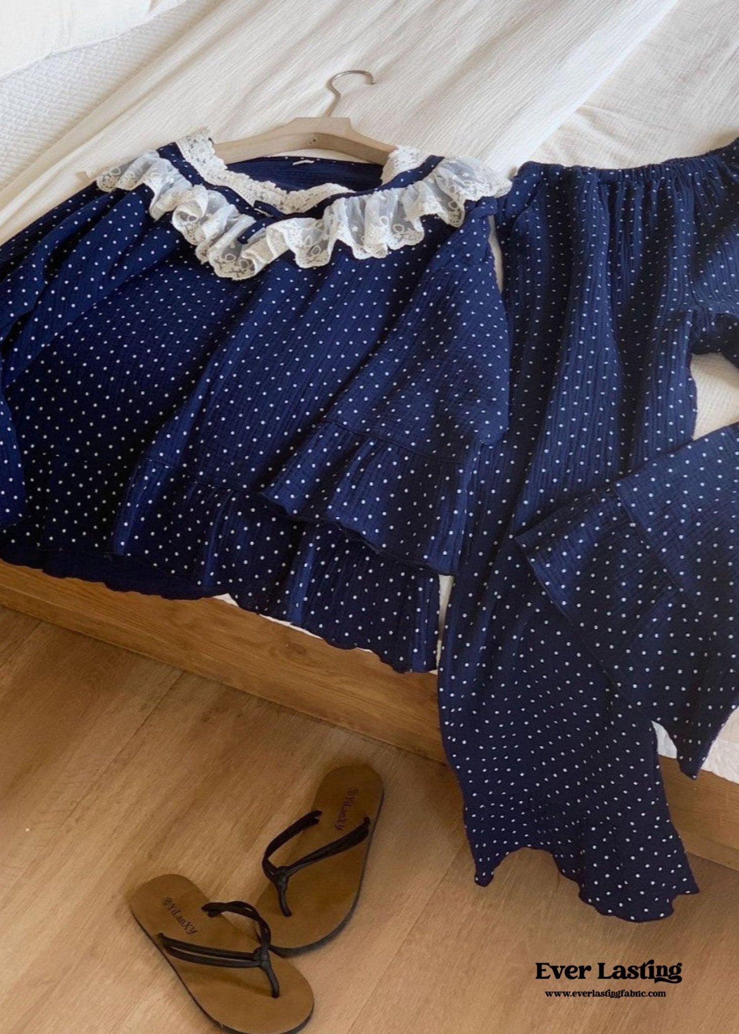 Double Gauze Lace Collar Pajama Set / Blue - Ever Lasting