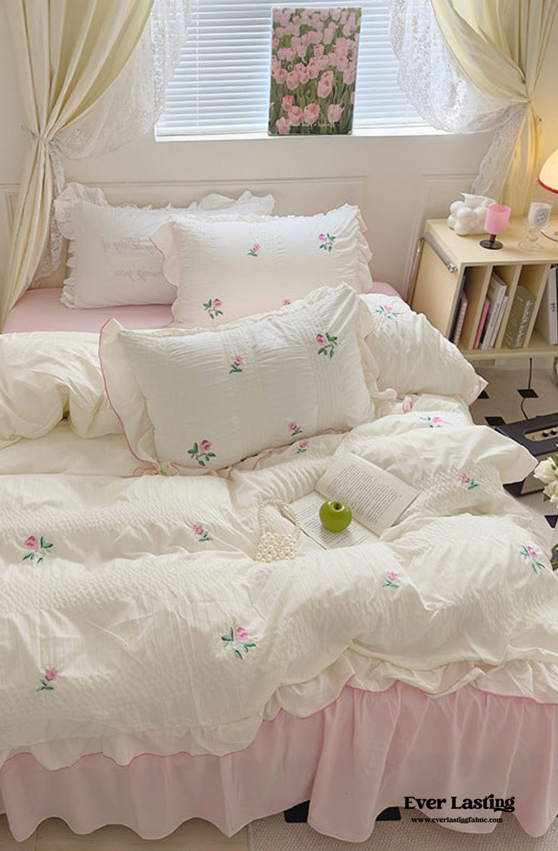 Dreamy Embroidered Ruffle Bedding Set / Ribbon