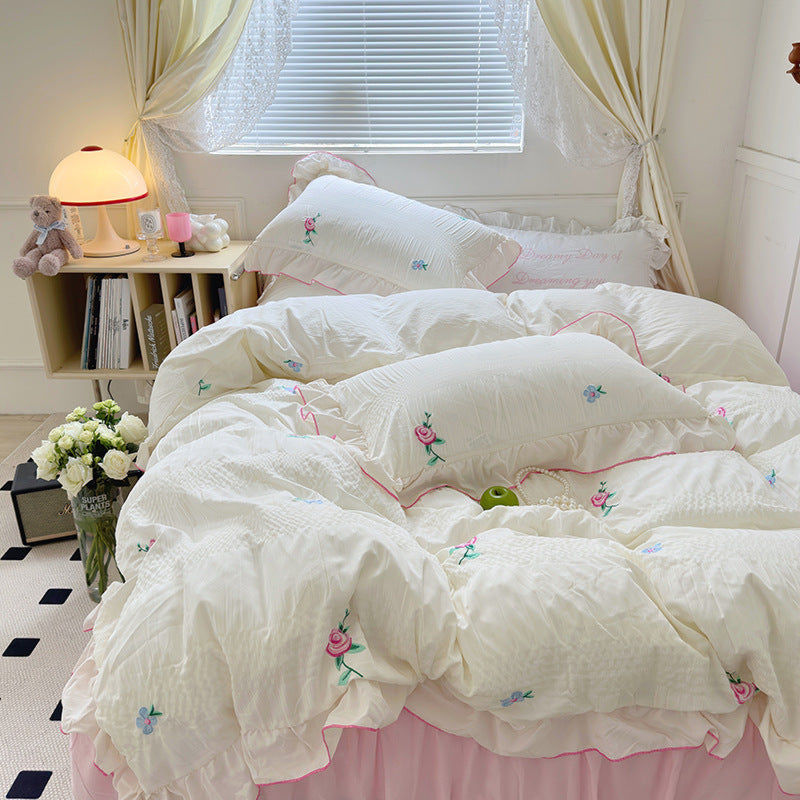 Dreamy Embroidered Ruffle Bedding Set / Ribbon Mix Floral Small Flat