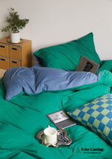 Duo Bedding Set / Green + Blue