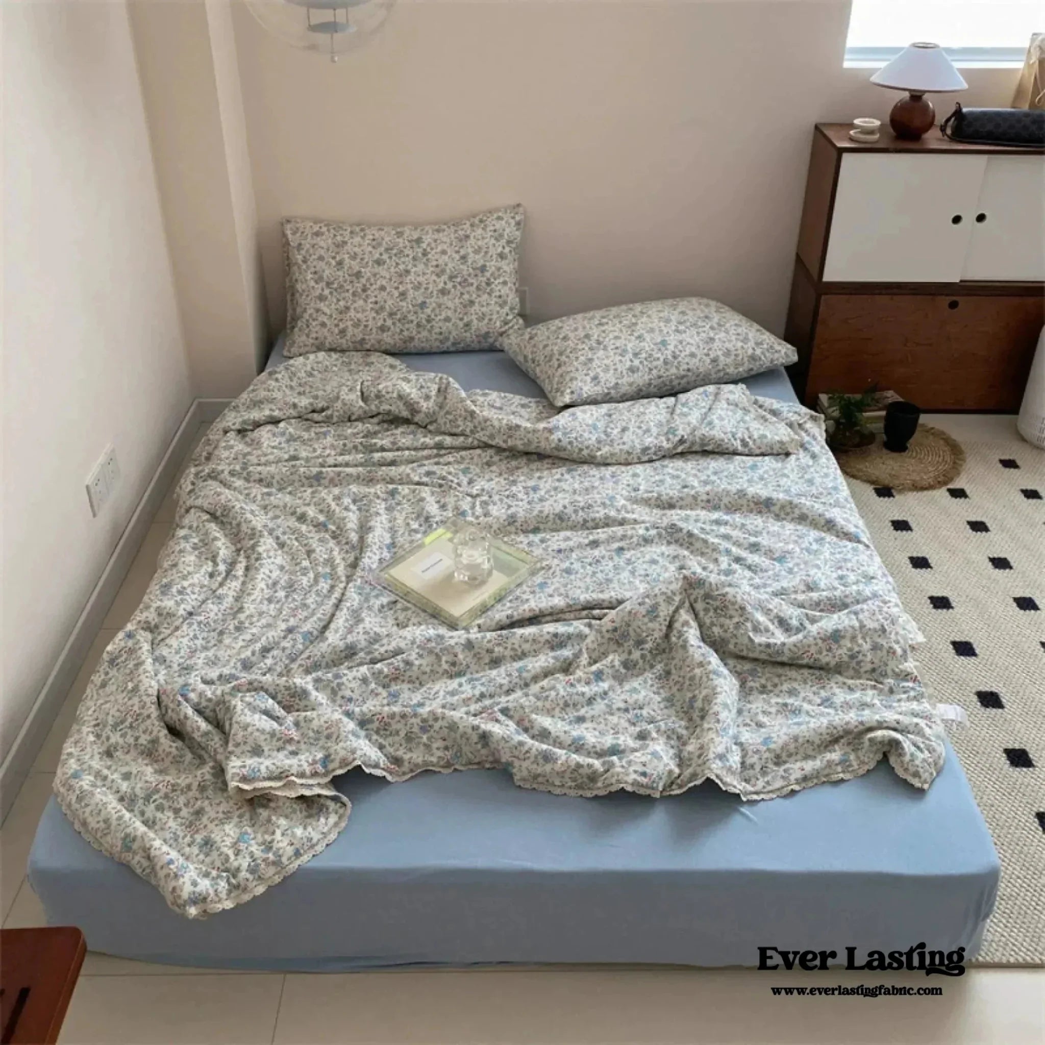 Earthy Cottagecore Floral Comforter Blanket Set / Brown - Ever Lasting