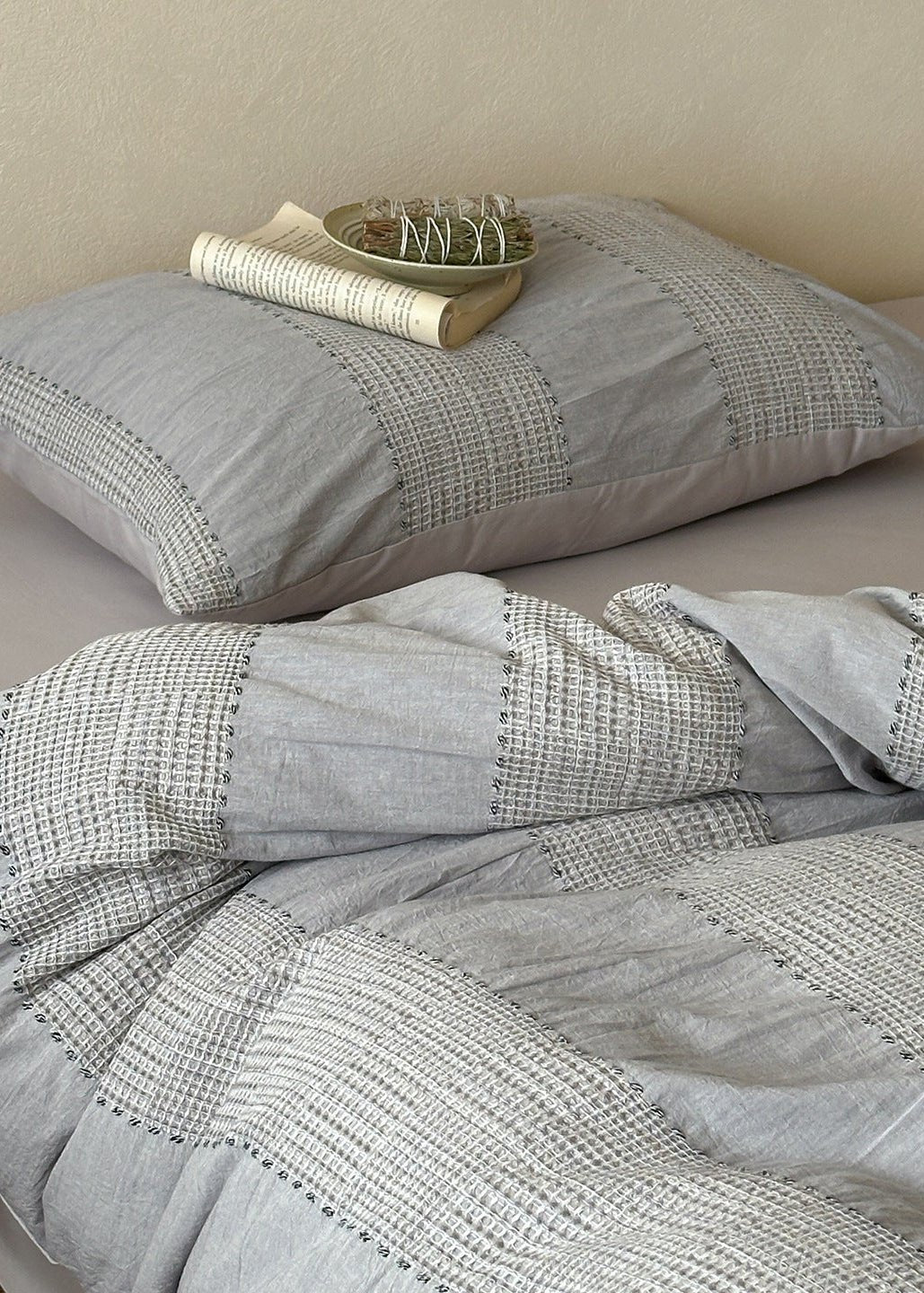  - Ever Lasting - Elianna Striped Pastel Bedding Set / Blue - Bedding Set - Ever Lasting