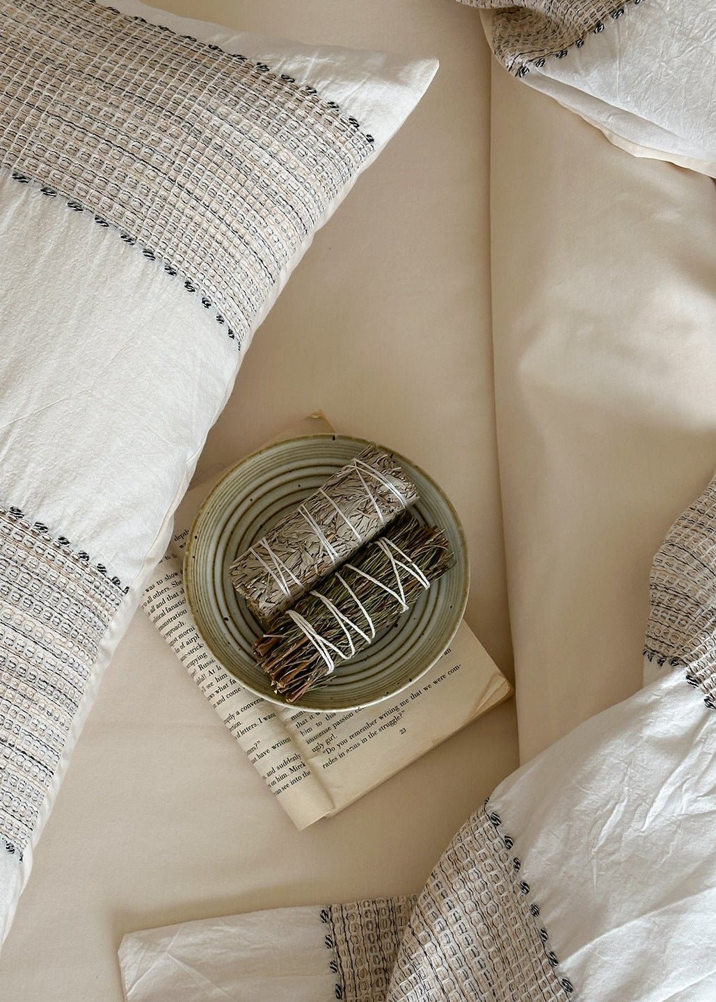  - Ever Lasting - Elianna Striped Pastel Bedding Set / Blue - Bedding Set - Ever Lasting