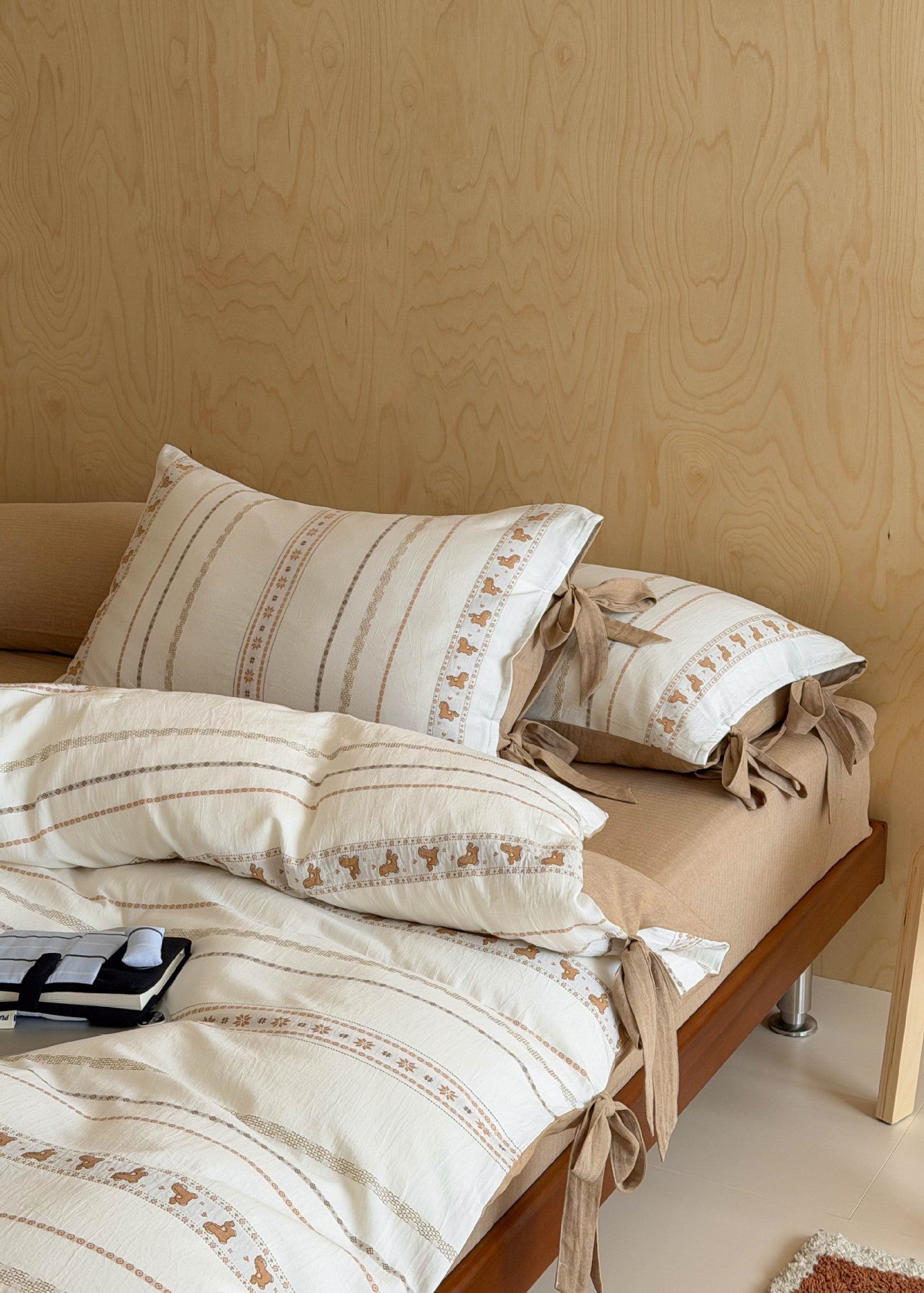 -Ever Lasting - Eliza Jacquard Bedding Set / Gray -Bedding Set -Ever Lasting