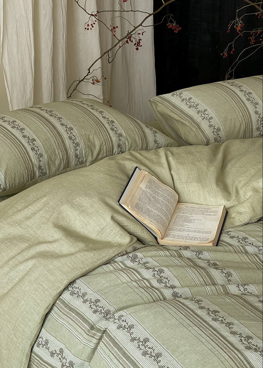-Ever Lasting - Eloise Jacquard Bedding Set / Beige -Bedding Set -Ever Lasting