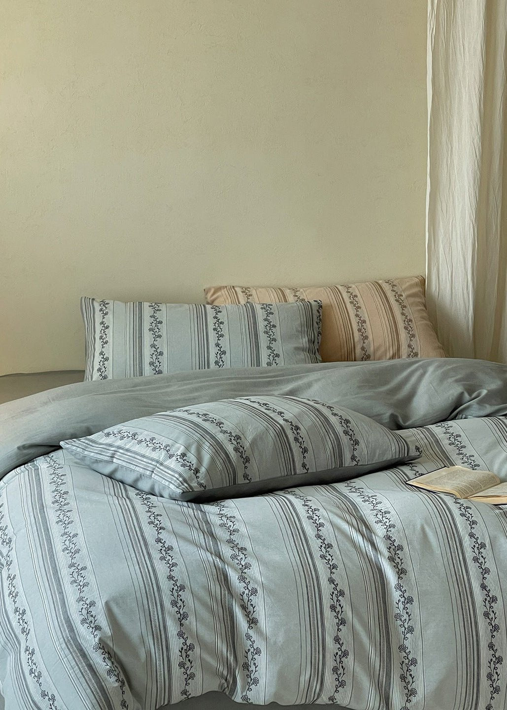 -Ever Lasting - Eloise Jacquard Bedding Set / Beige -Bedding Set -Ever Lasting