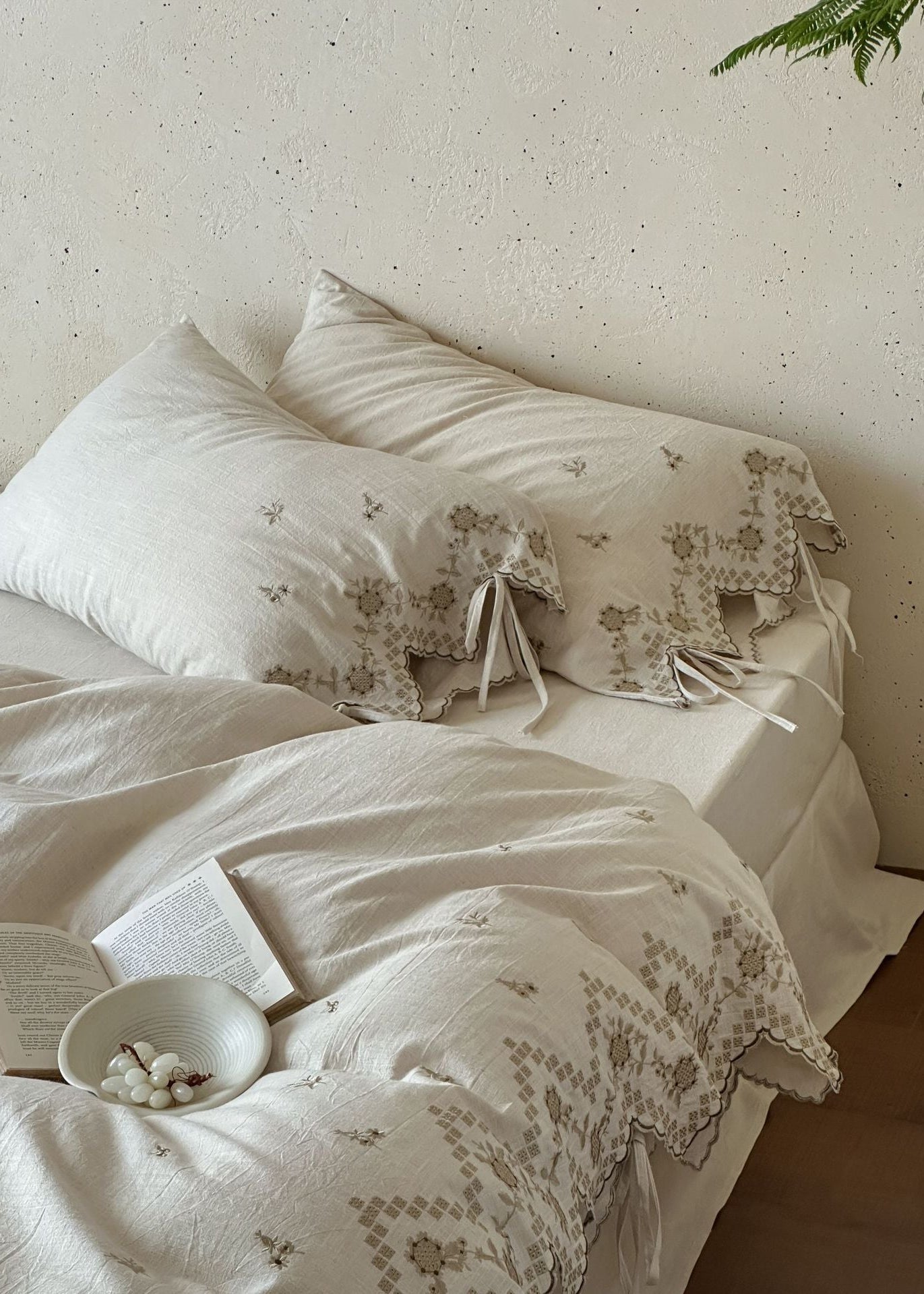 -Ever Lasting - Elsie Floral Bedding Set / White -Bedding Set -Ever Lasting