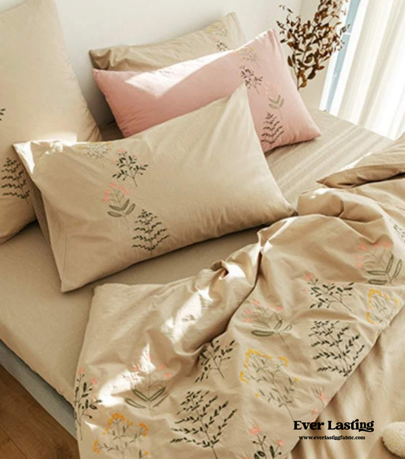 Embroidered Bedding Set / Beige - Ever Lasting