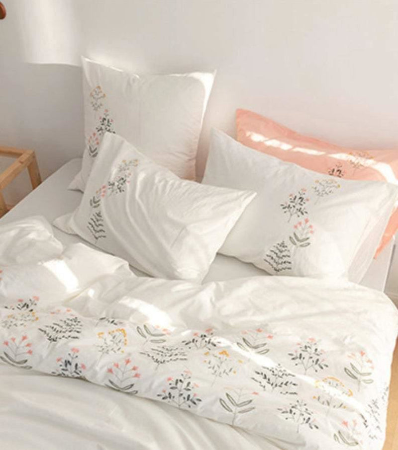 Embroidered Bedding Set / Green - Ever Lasting