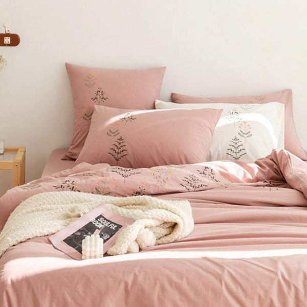 Embroidered Bedding Set / Pink - Ever Lasting