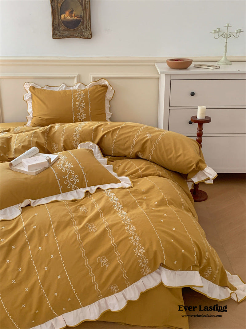 Embroidered French Earth Tone Ruffle Bedding Set / Cream Beige