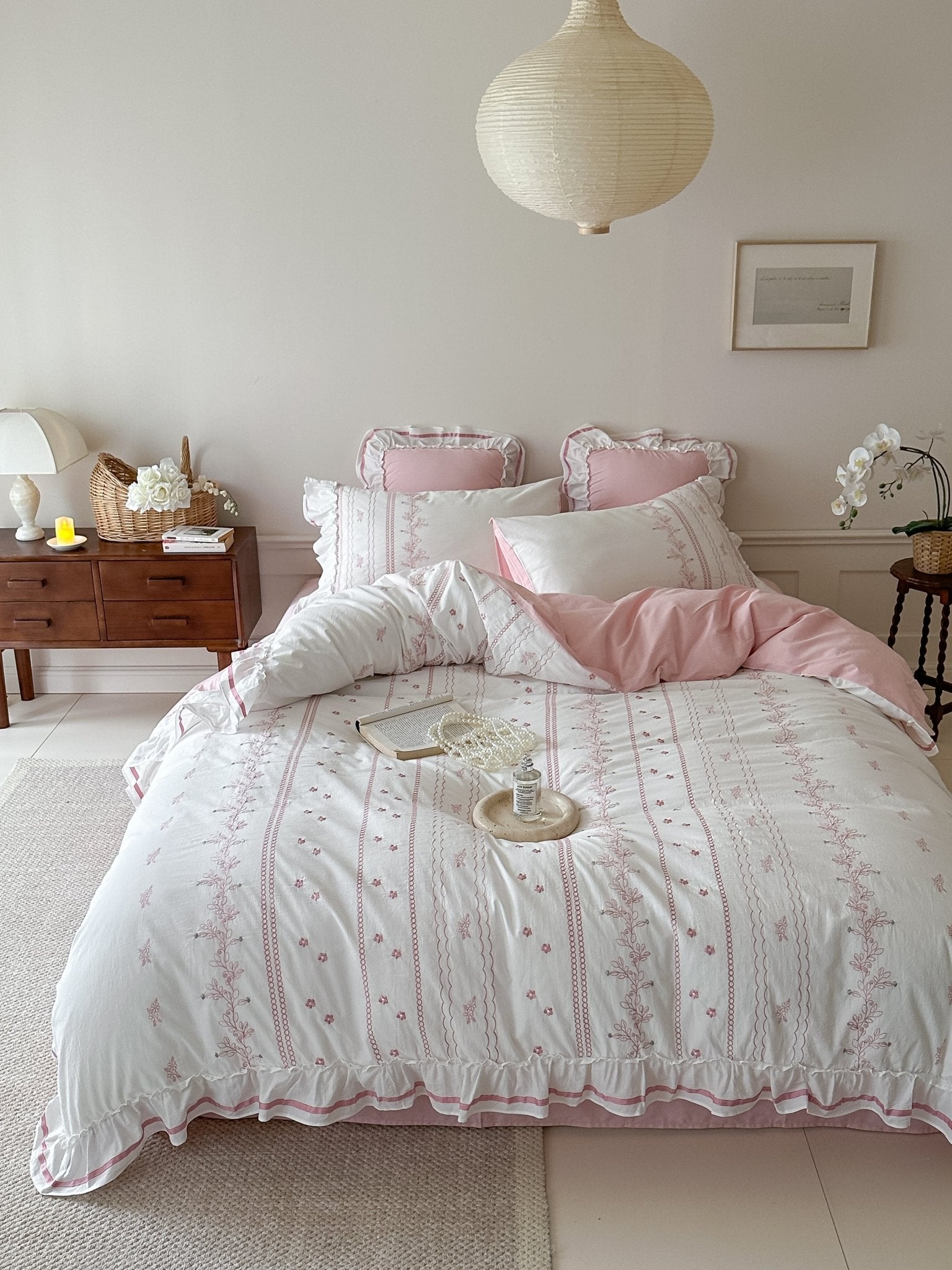 Embroidered French Lace Ruffle Bedding Set / Pink - Ever Lasting