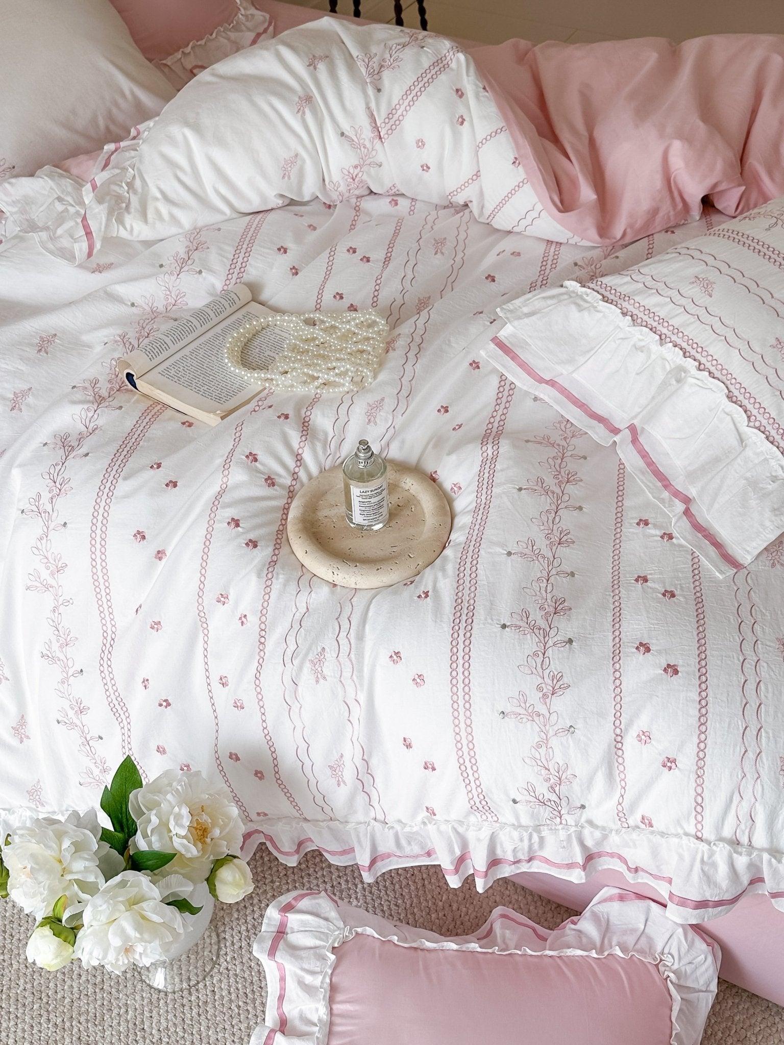 Embroidered French Lace Ruffle Bedding Set / Pink - Ever Lasting