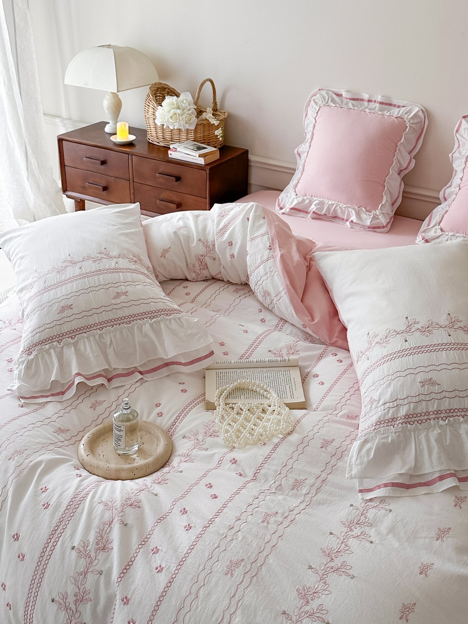 Embroidered French Lace Ruffle Duvet Cover / Pink - Ever Lasting