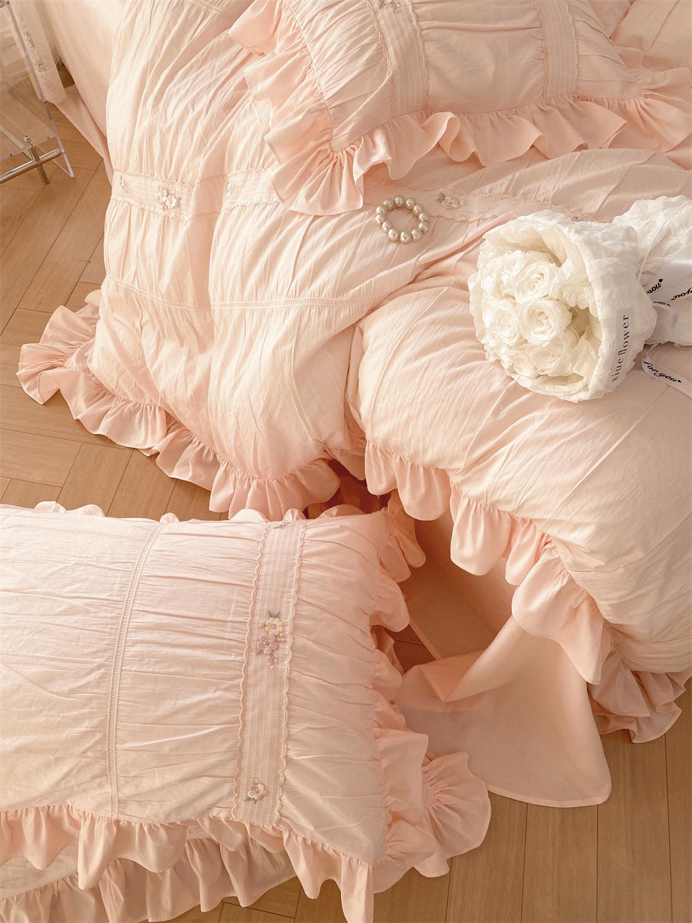 - Ever Lasting - Embroidered Lace Ruffle Bedding Set / White - Bedding Set - Ever Lasting