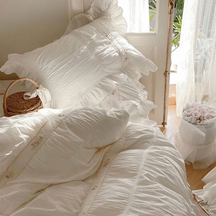  - Ever Lasting - Embroidered Lace Ruffle Small Room Bedding Set / White - Bedding Set - Ever Lasting