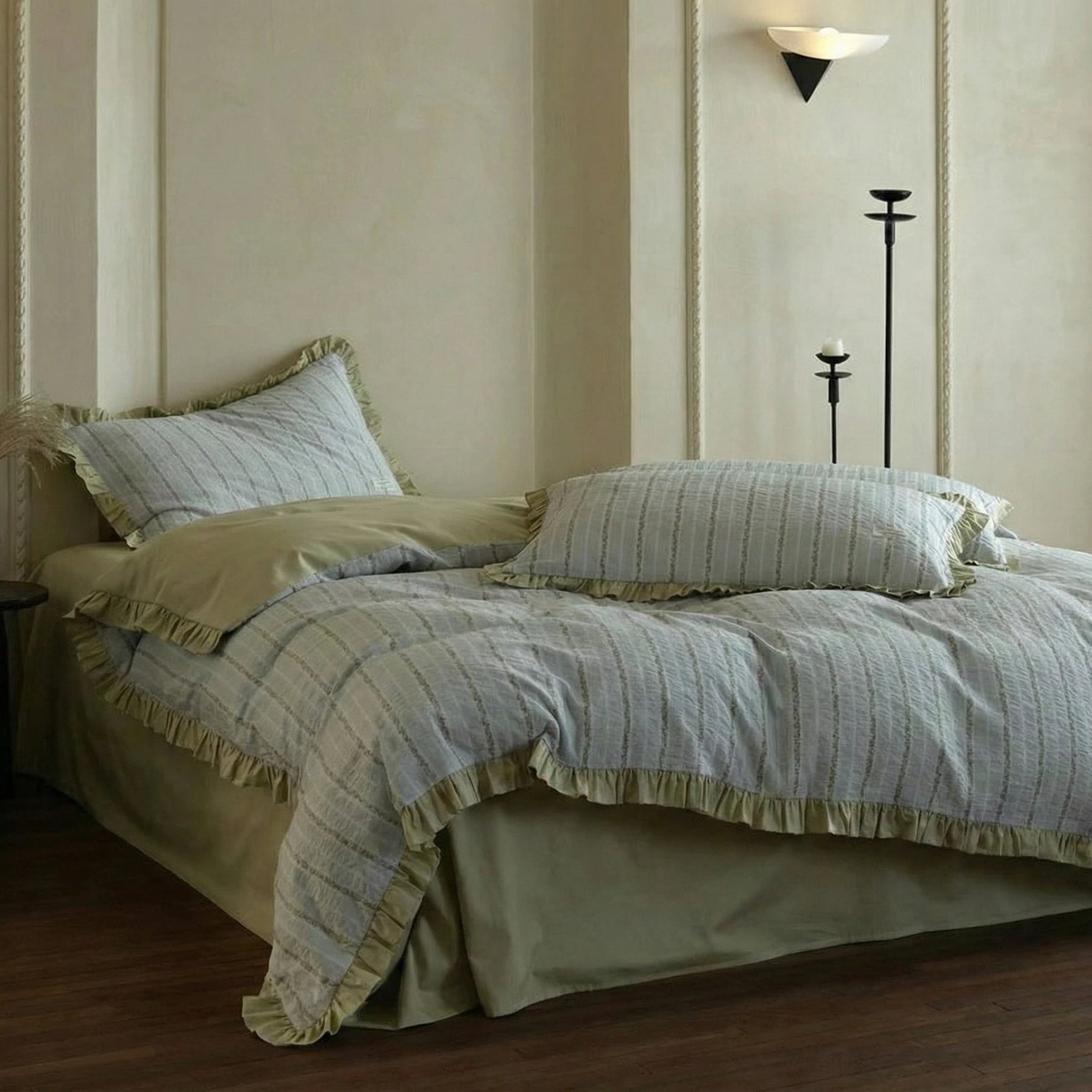  - Ever Lasting - Emery Jacquard Bedding Set / Green - Bedding Set - Ever Lasting
