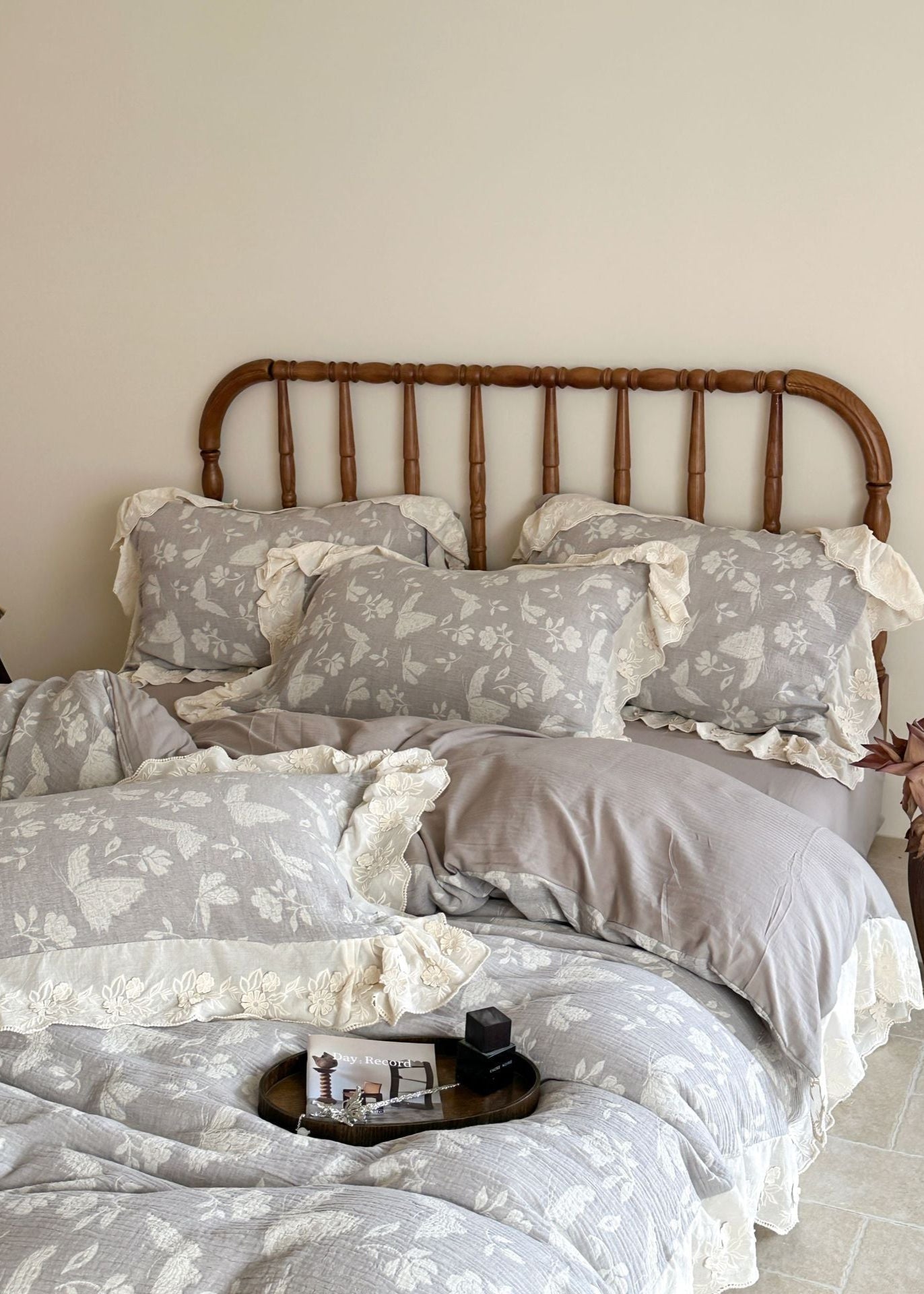 Emmeline Lace Ruffle Floral Bedding Set / Gray - Ever Lasting