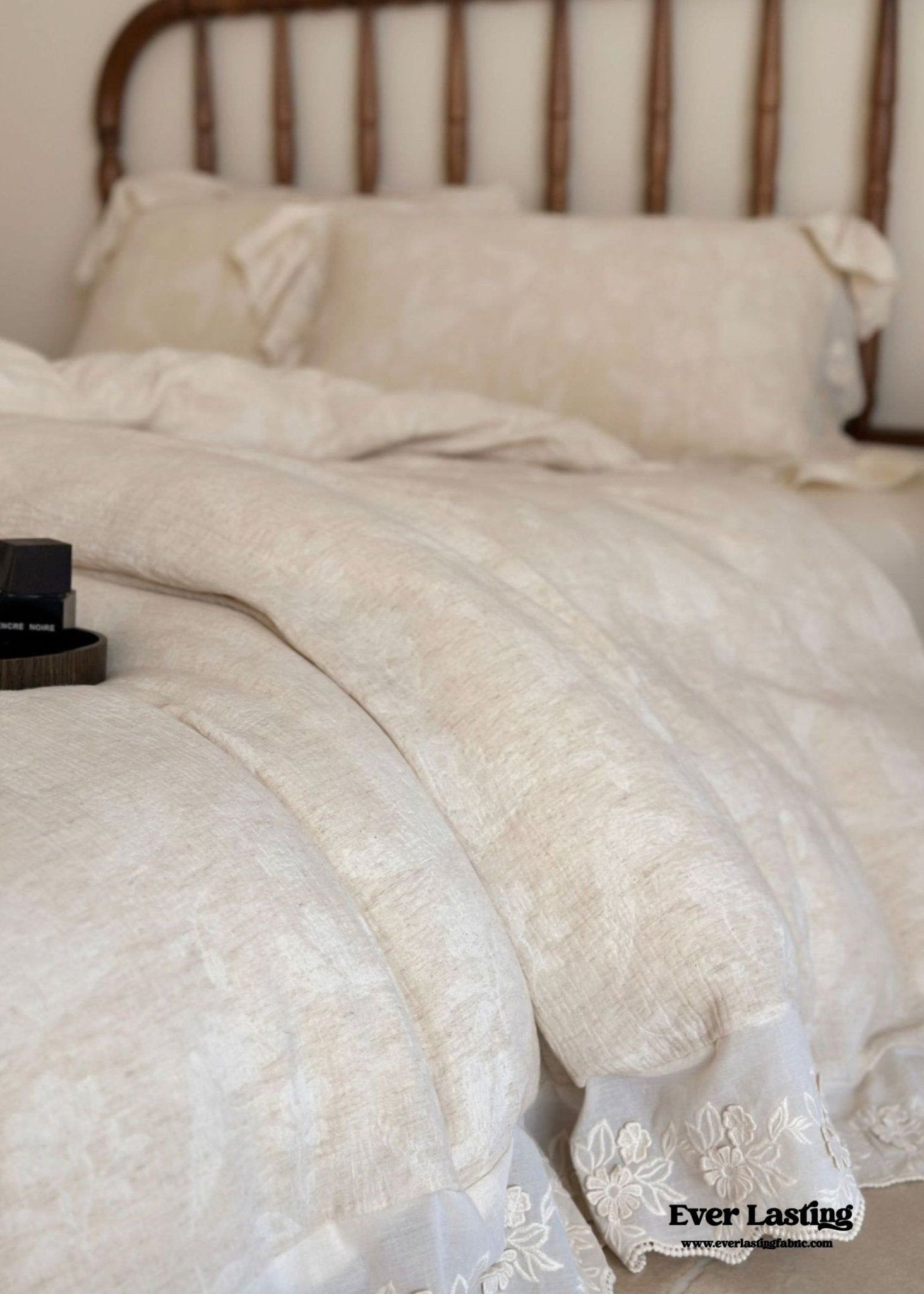 Emmeline Lace Ruffle Floral Bedding Set / White - Ever Lasting