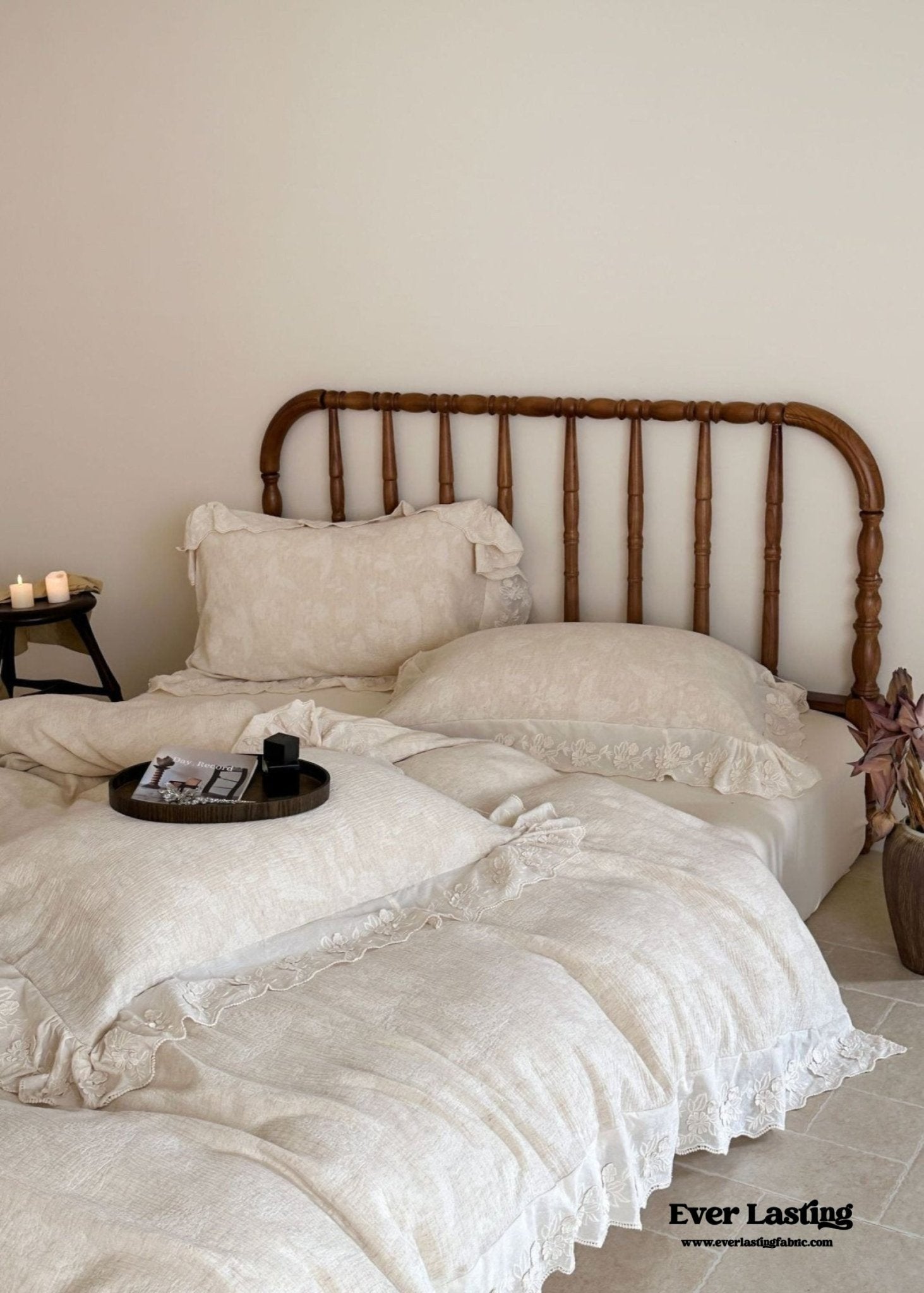 Emmeline Lace Ruffle Floral Bedding Set / White - Ever Lasting