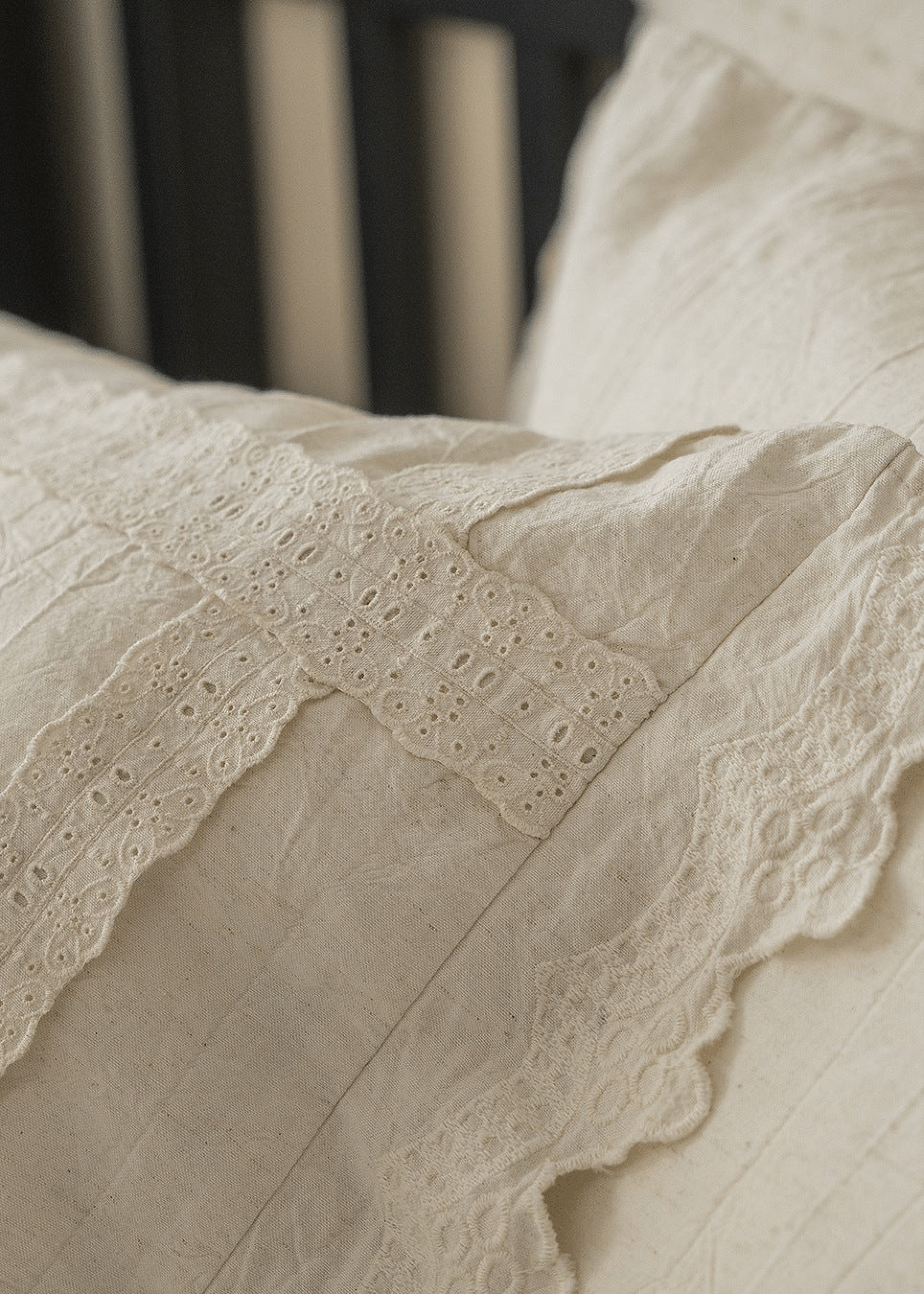  - Ever Lasting - Esme French Linen Cotton Embroidered Floral Bedding Set / White - Bedding Set - Ever Lasting