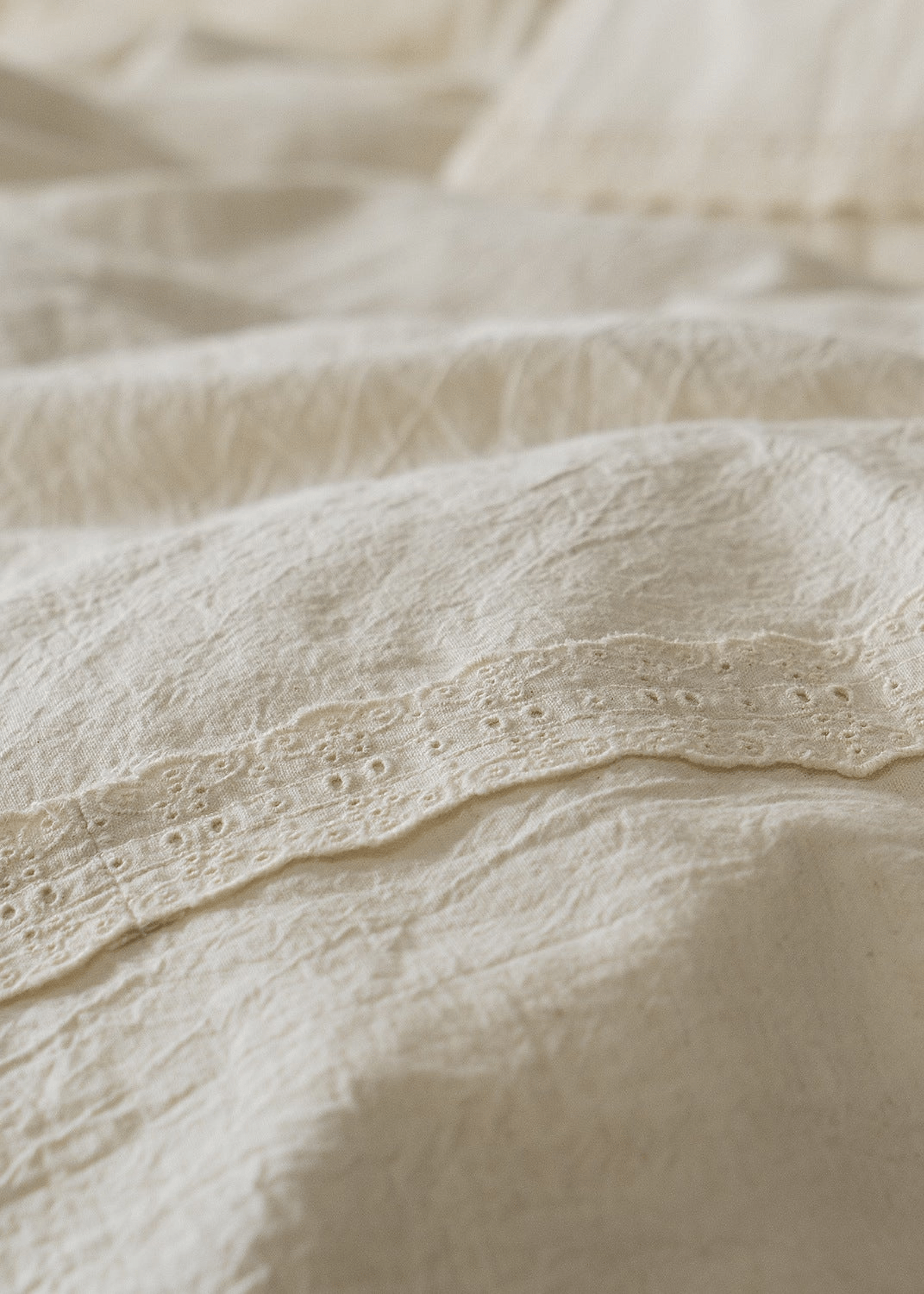  - Ever Lasting - Esme French Linen Cotton Embroidered Floral Bedding Set / White - Bedding Set - Ever Lasting