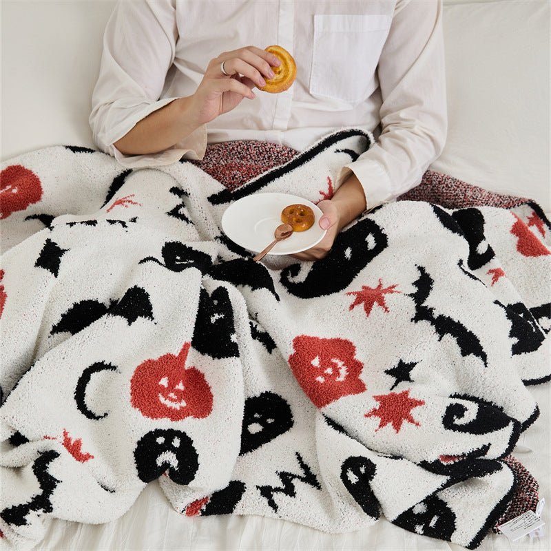  - Ever Lasting - Fall Halloween Themed Fleece Blanket / White - Blankets - Ever Lasting