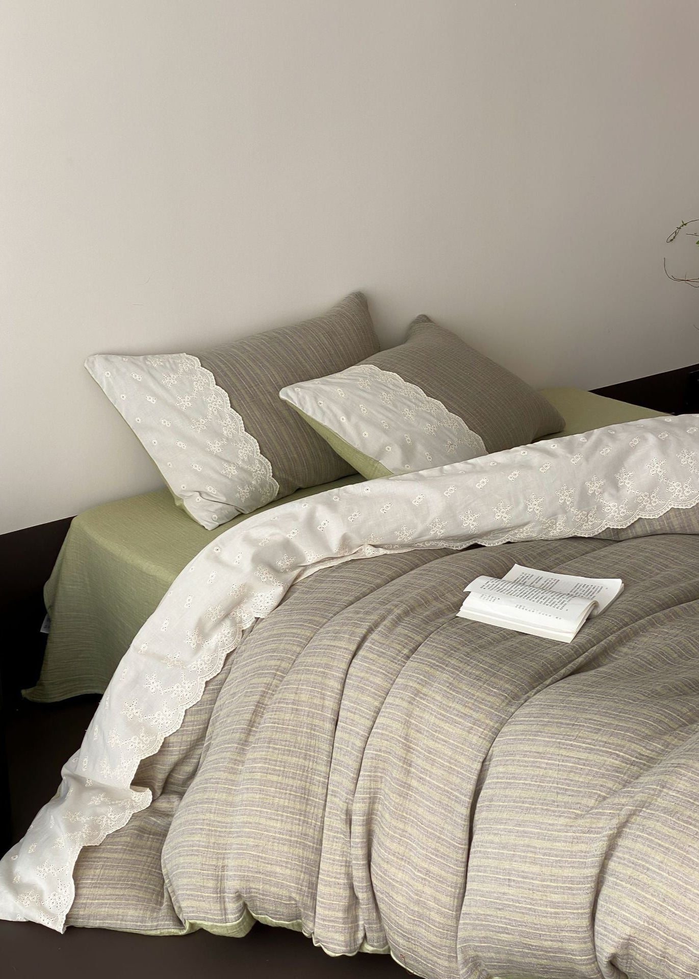 Florence Lace Double Gauze Striped Bedding Bundle - Ever Lasting