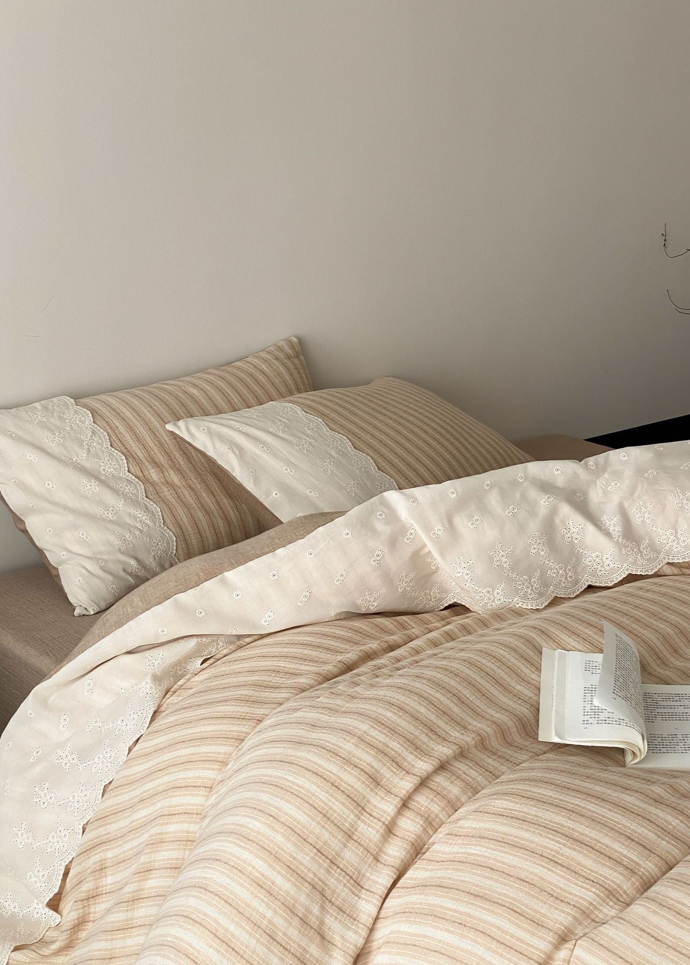 Florence Lace Double Gauze Striped Bedding Bundle - Ever Lasting